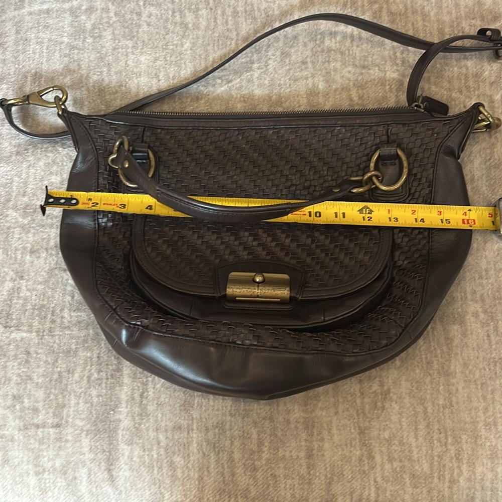 GUC modern vintage Y2K Coach Kristin woven leather hobo/crossbody. Dark brown - Picture 9 of 10